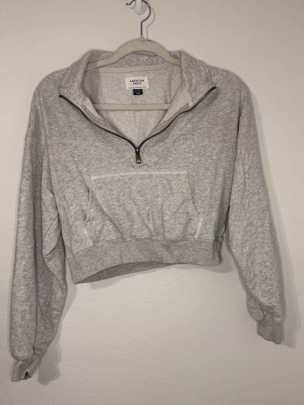 American Eagle Outfitters Light Heather Gray Cropped Quarter-Zip Sweatshirt